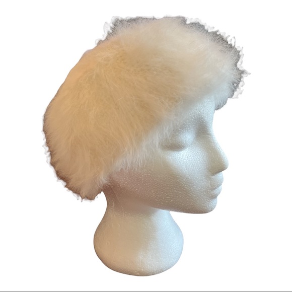 Vintage Crochet Angora White Winter Hat Small - Picture 1 of 6